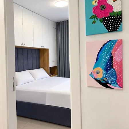Salty Apartament Golem (Tirana)